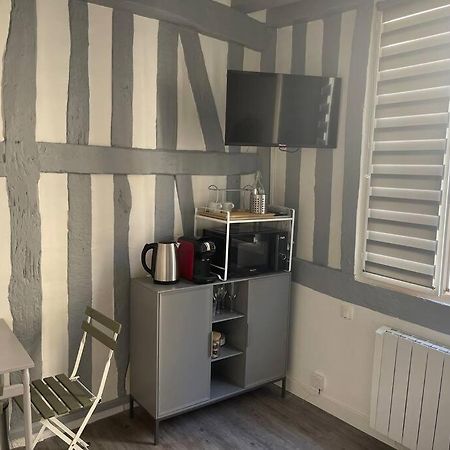 Studio Au Coeur De รูออง ภายนอก รูปภาพ